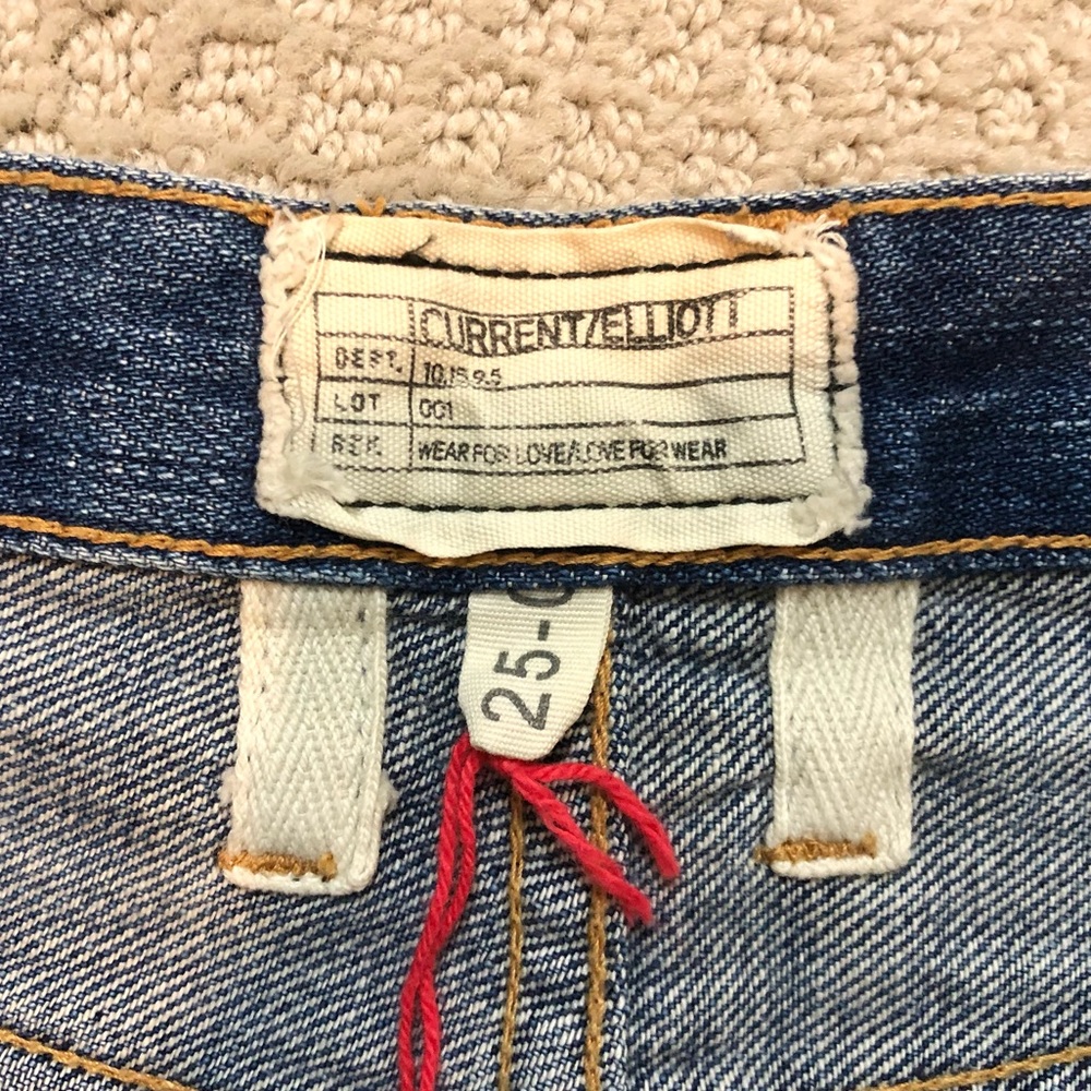 \Current/Elliott\• The Boyfriend Roll Short - Picture 11 of 15